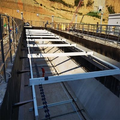 Non Metallic Chain Sludge Scraper in Sludge Sedimentation Tank