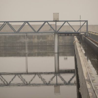 Stainless Steel Traveling Mud Scraper Horizontal For Sewage Treatment