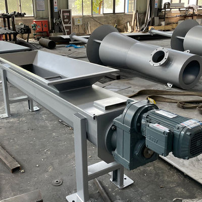 Horizontal Carbon Steel Sludge Shaftless Screw Conveyor Movable