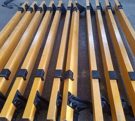 Non Metallic Chain Sludge Scraper Equipment 0.37kw For Urban Sewage Treatment Plant