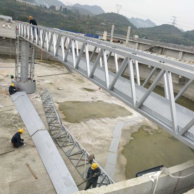 Half Bridge Sludge Scraper System With Secondary Sedimentation Tanks